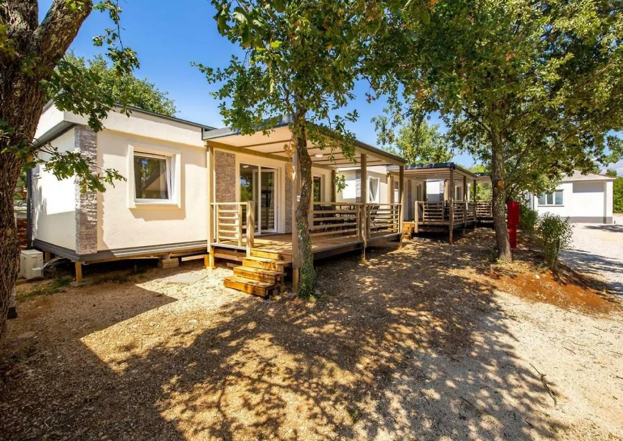 Contacten van Brugor Mobil Homes Porec
